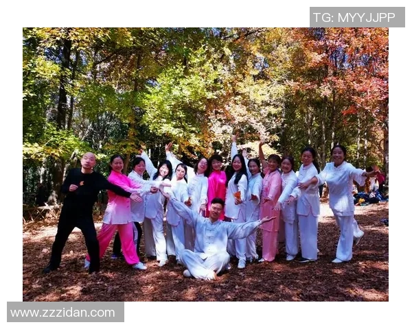 100T与T1激战正酣第二局精彩瞬间回顾与分析 100T与T1激战正酣第二局精彩瞬间回顾与分析