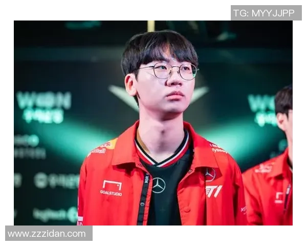 Doran赛恩凭借单防策略助力T1完美阵型团灭TES展现团队默契与实力 Doran赛恩凭借单防策略助力T1完美阵型团灭TES展现团队默契与实力